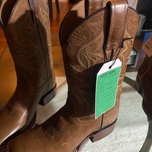 Cowboy boots, beautiful brown with tags.